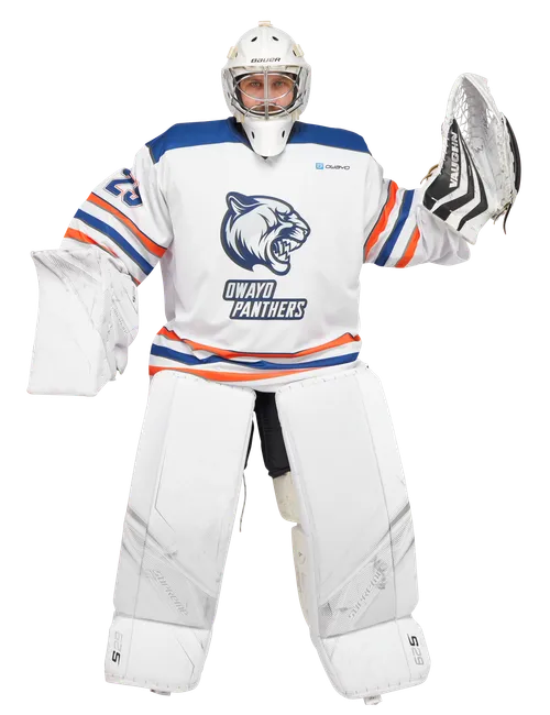 The model is 175 cm  and is wearing a size Goalie-XL